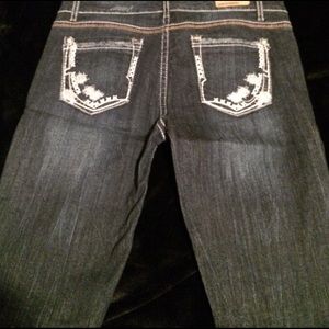 Union bay Bermuda Jean shorts size 11