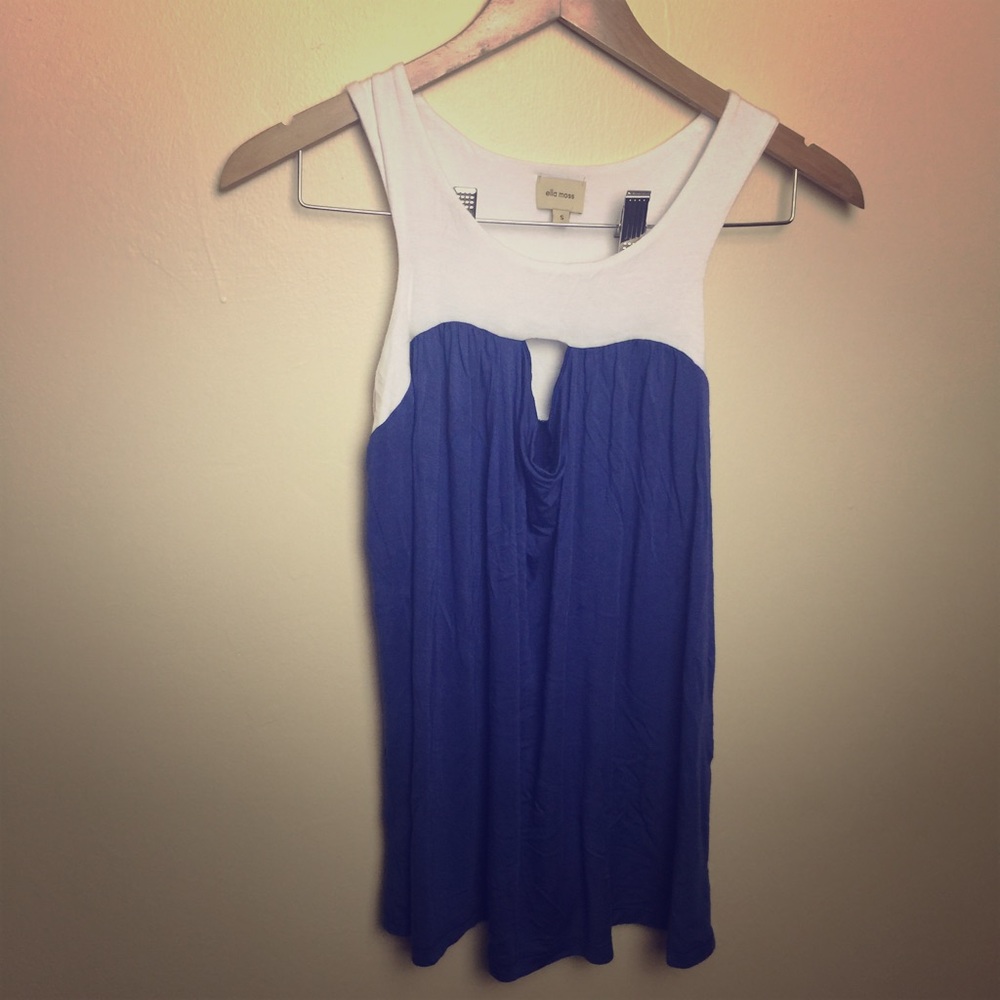 Ella Moss Blue White Sleeveless Flowy Keyhole Top