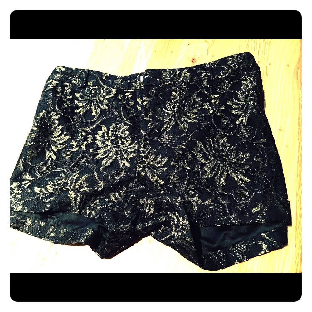 Gorgeous black and gold Forever 21 shorts!