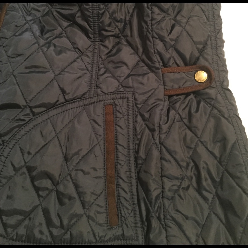 Banana Republic Quilted Vest - Picture 3 of 3