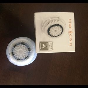 Clarirsonic sensitive brush head