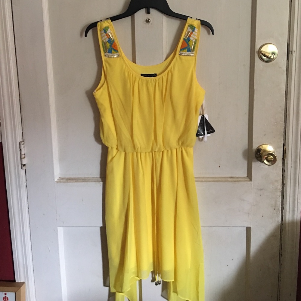 Super cute summer dress 👗 juniors medium
