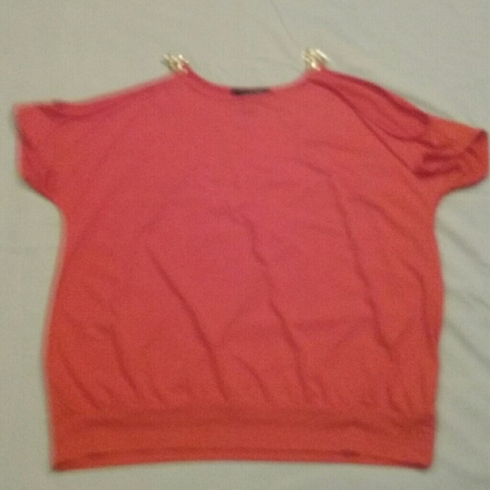 Top - Picture 3 of 4