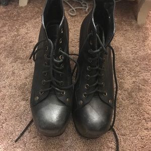 Size 8 Jeffrey Campbell lita bootie