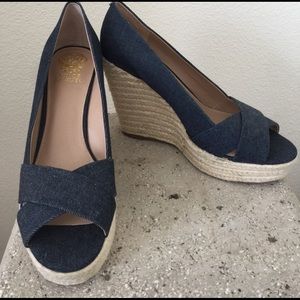 Gorgeous Vince Camuto Wedges!