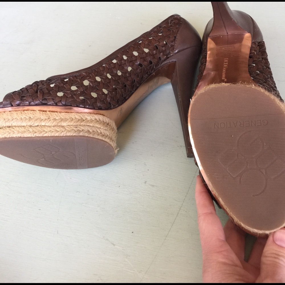 Last chance -BCBGeneration woven platform heels - Picture 5 of 8