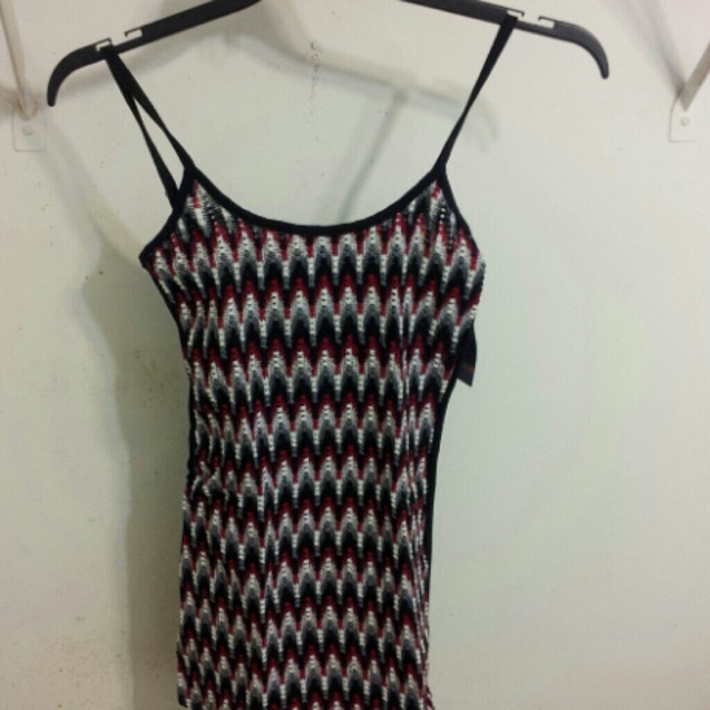 Rock brand women's chevron tank top size Lg Nwt