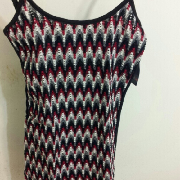Rock brand women's chevron tank top size Lg Nwt - Picture 2 of 3