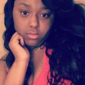 Meet your Posher, Kandi