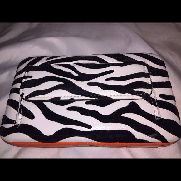 Fashion Wallet - Picture 2 of 5