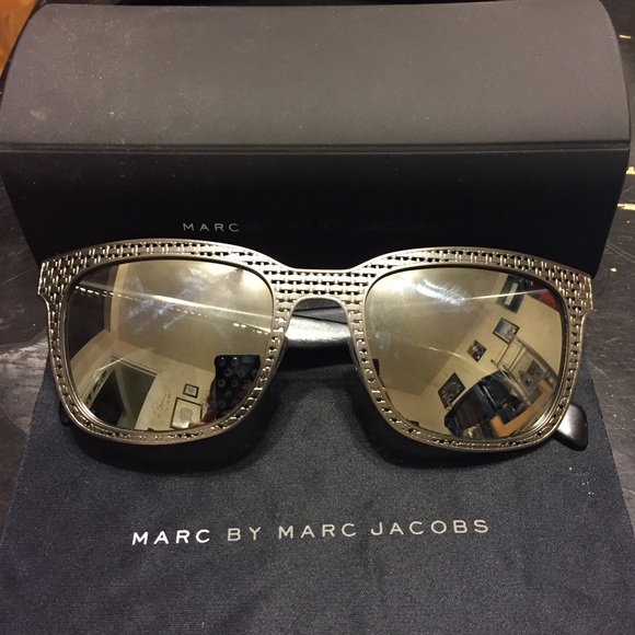 Marc by Marc Jacobs Accessories - Marc by Marc Jacobs Silver Mirror Sunglasses