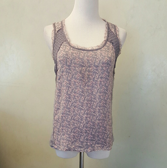 Banana Republic Tops - Banana Republic racer back top