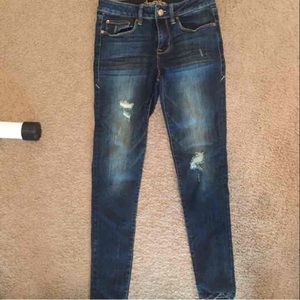 American rag skinny jeans. Size 5