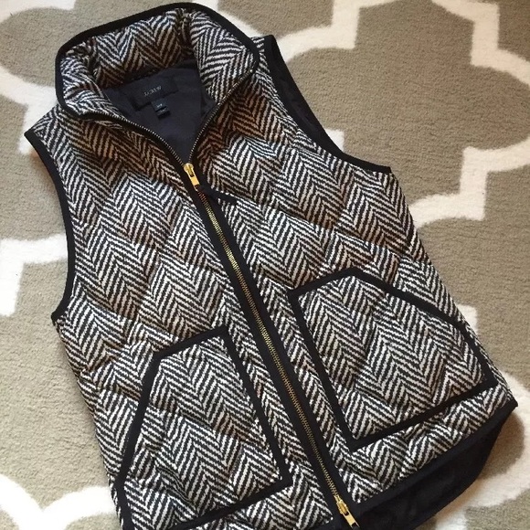❌SOLD❌ J Crew RETAIL Herringbone Excursion Vest - Picture 4 of 6