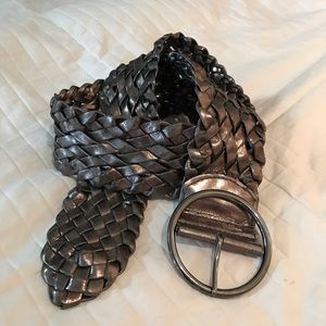 Versatile Pewter Woven Belt
