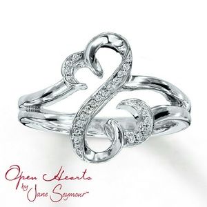 Jane Seymour Open Hearts Ring