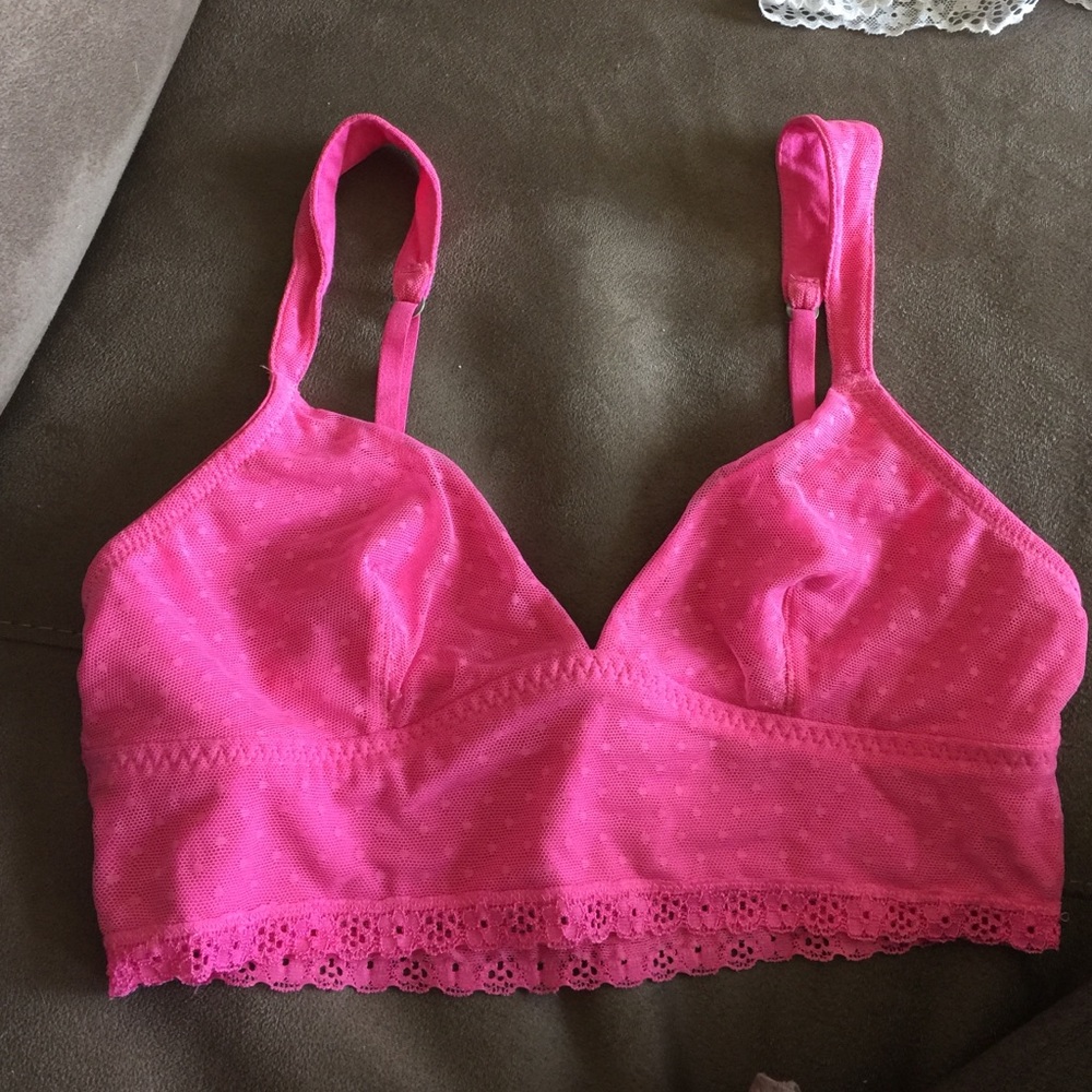 Gilly Hicks by Hollister fuxia bralette