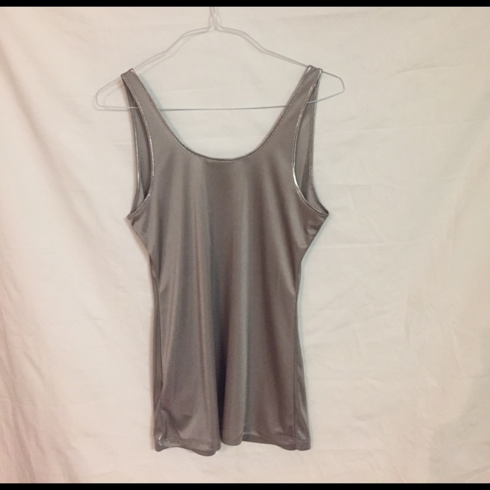 Beautiful Tank by Guess! - Picture 2 of 4