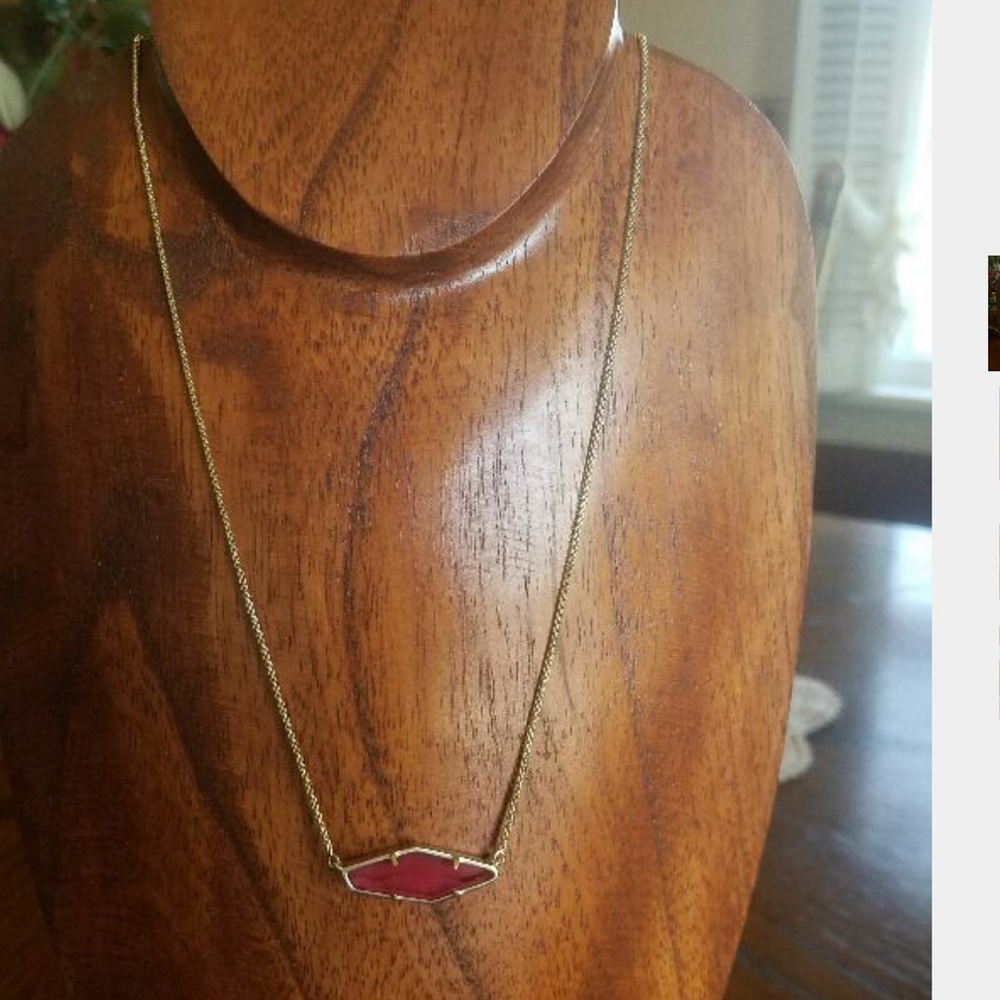 NWT Kendra Scott Beth Burgundy Illusion Necklace