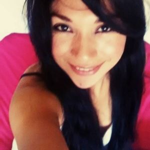 Meet your Posher, Sharon