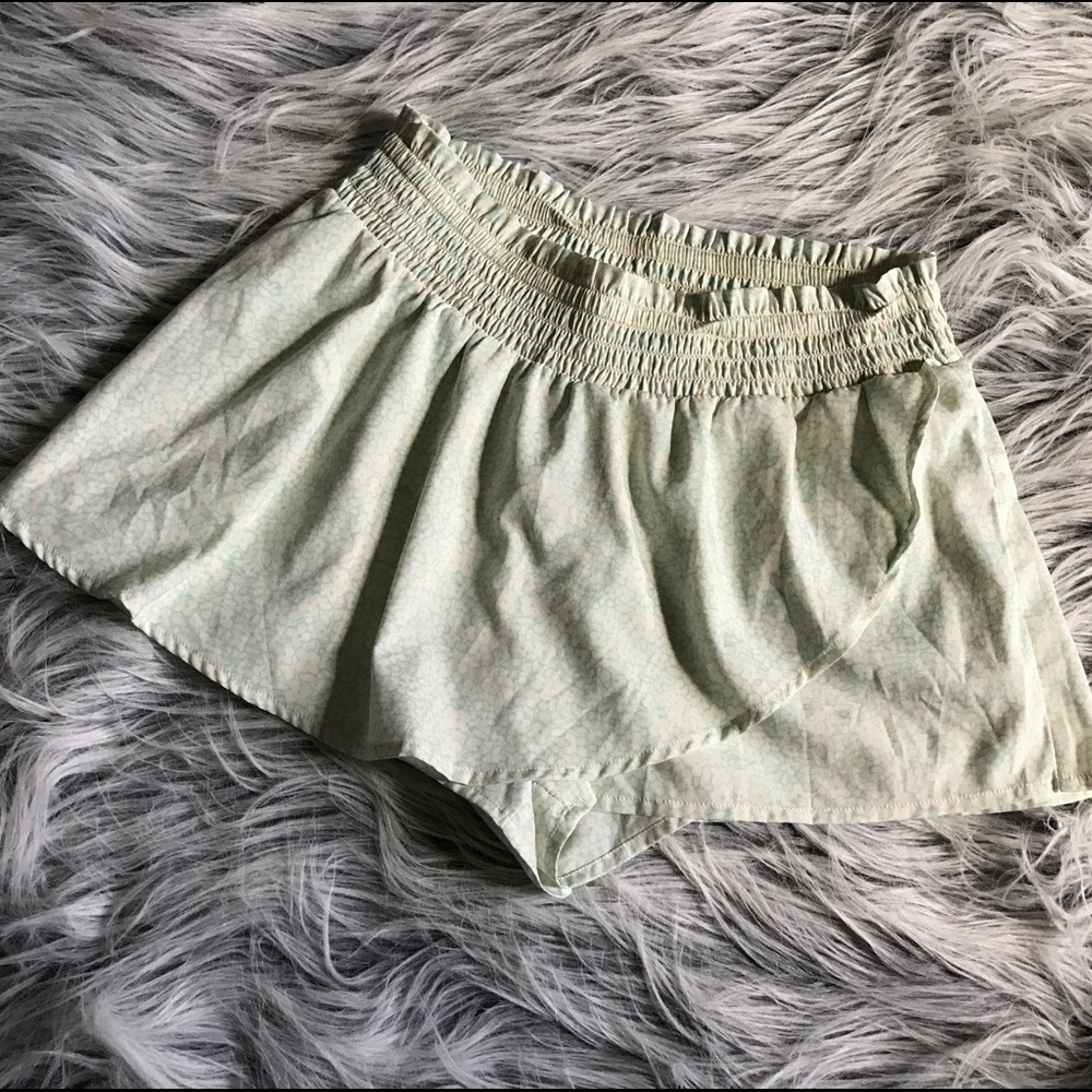 Aerie light green skort