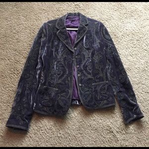 Elie Tahari velvet embroidered blazer.