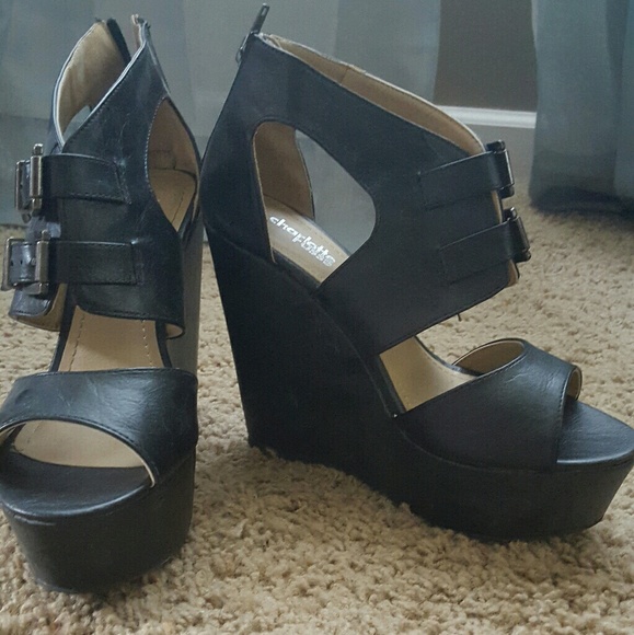 Shoes - 7 Black wedge sandals