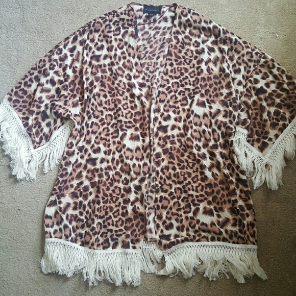 Investments Tops - 🎉HP🎉Animal print kimono top with fringe