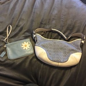 Coach purse w matching wristlet