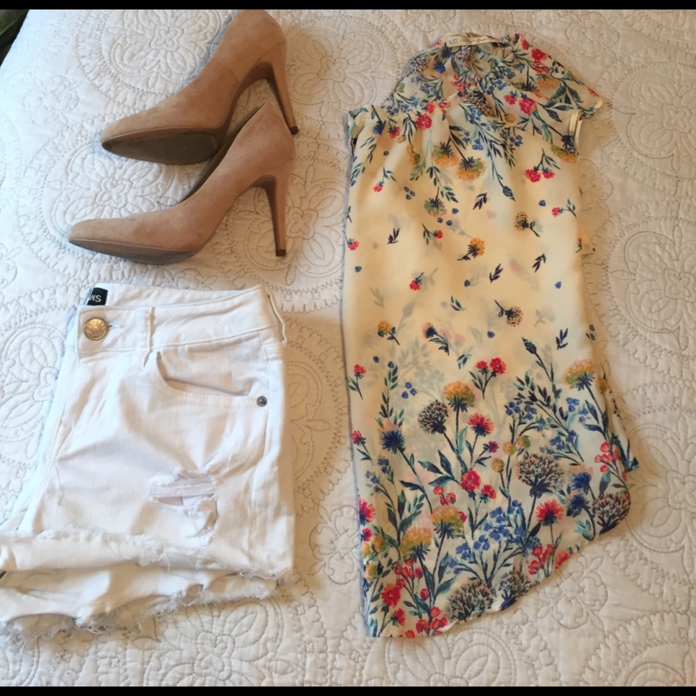 Lauren Conrad Floral Blouse