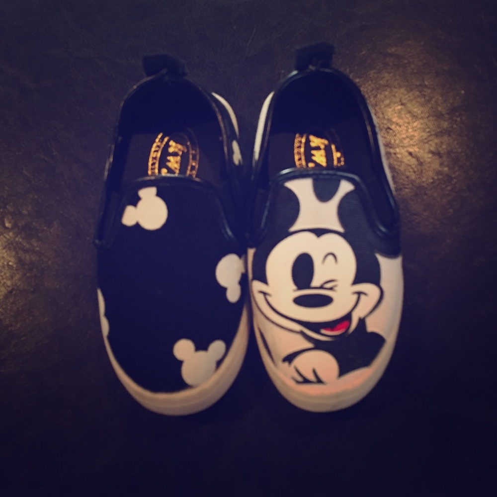 Children's Mickey slide ins