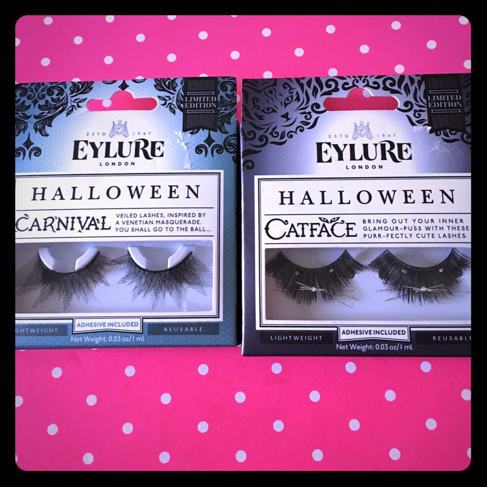 False eyelashes