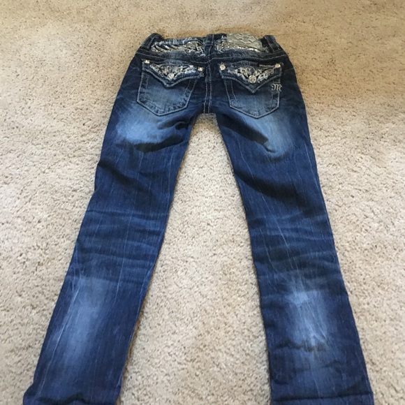 Miss Me Signature Cropped Jeans - Picture 3 of 4