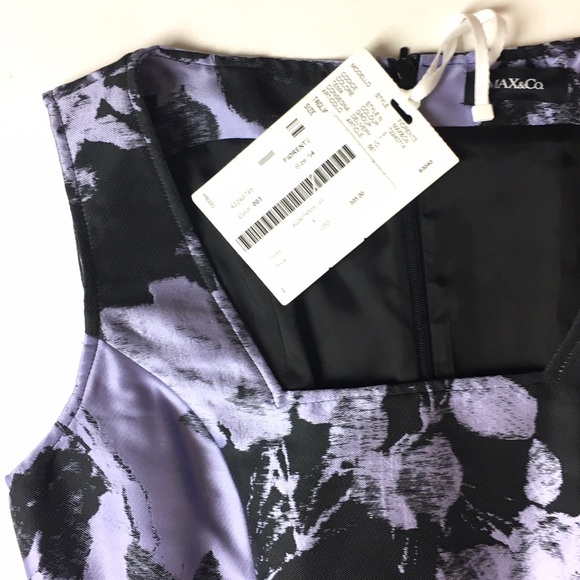 MAX&Co β’ Floral Dress - Picture 7 of 8