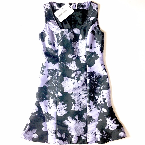 MAX&Co β’ Floral Dress - Picture 4 of 8