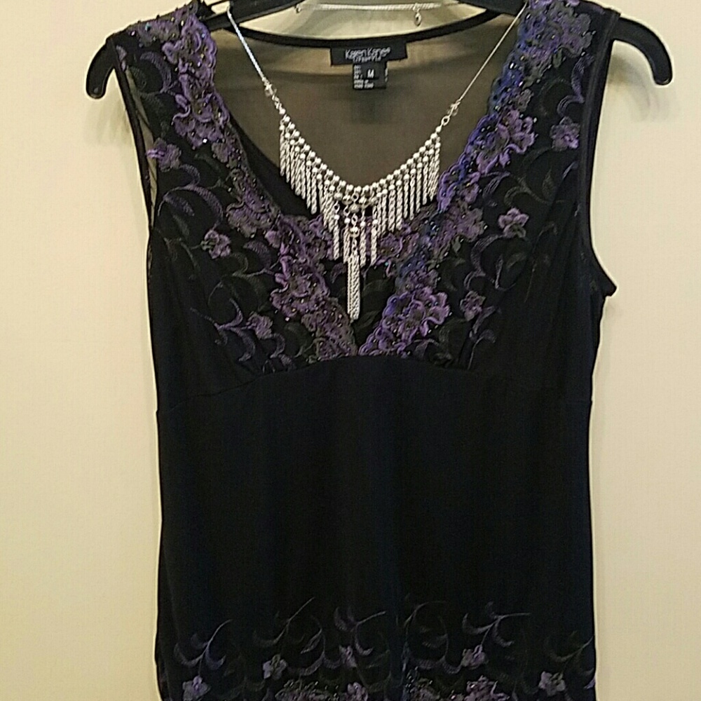 Karen Kane Sleeveless blouse