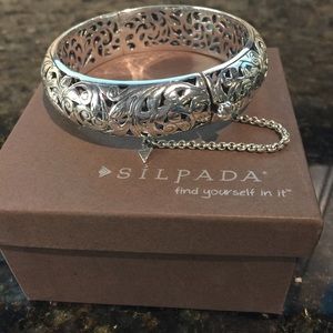 Silpada Forever Stunning 925 Sterling Bangle