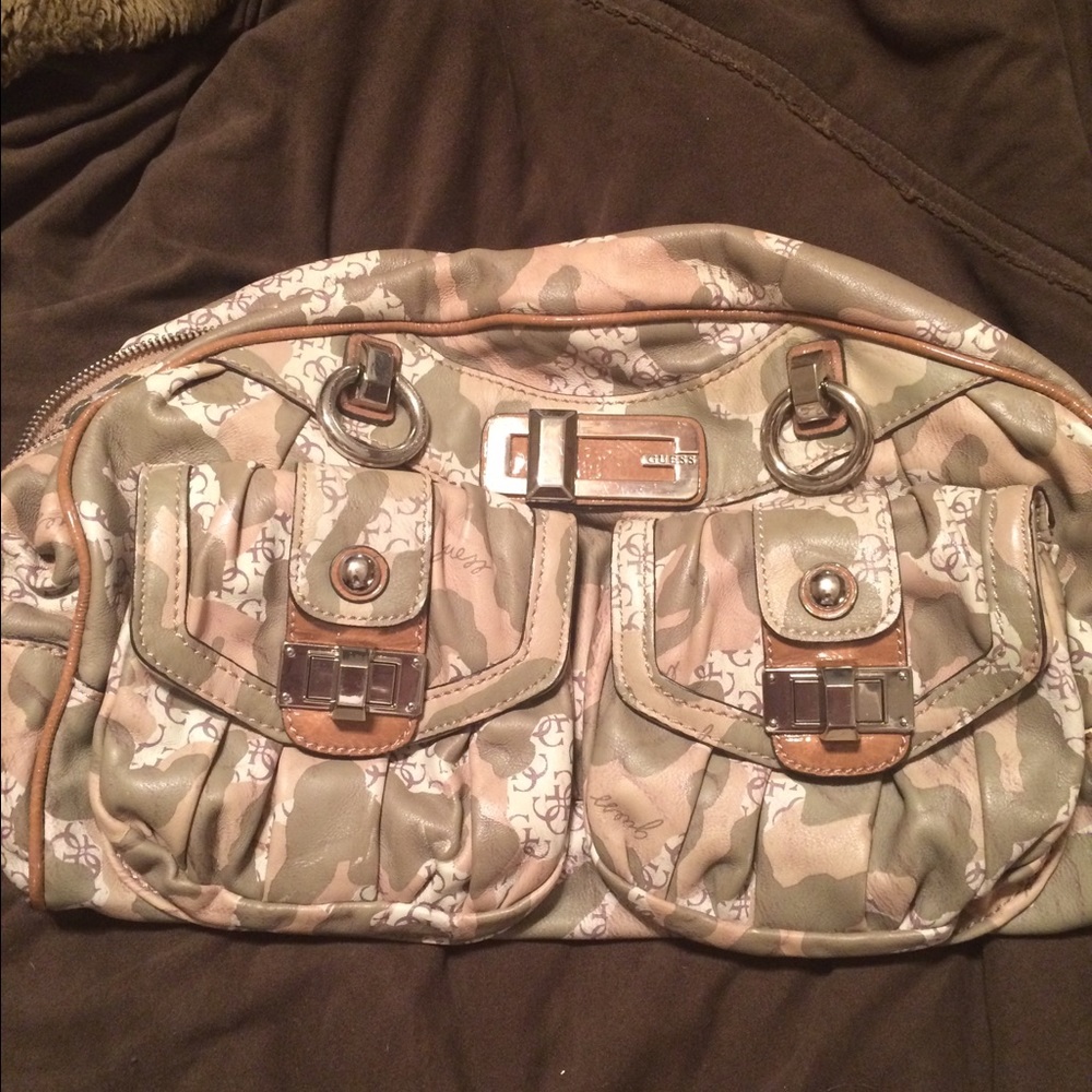 Guess purse