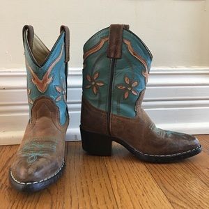 Girls cowboy boots