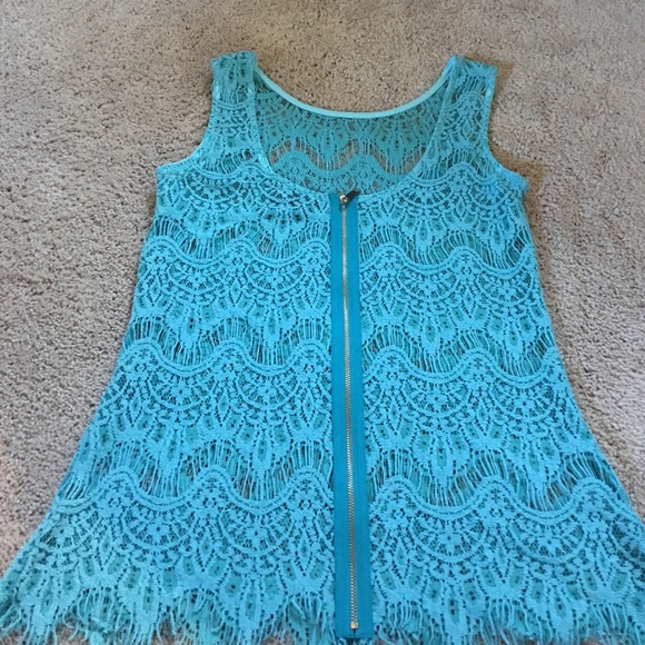 BKE Boutique Top - Picture 2 of 4