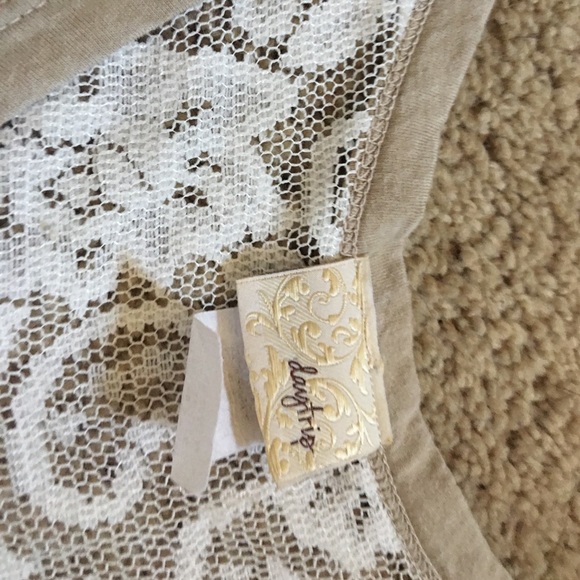 Daytrip Top - Picture 2 of 4