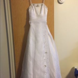 Wedding dress