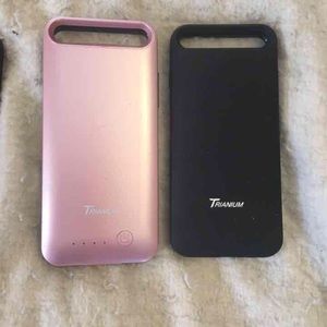 Set of 2 Trianiam charging phone cases 6/6s