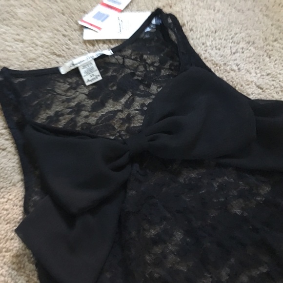 American Rag Lace Tank Top - Picture 4 of 4