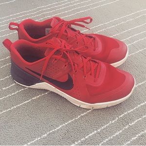 Men's red Nike Tennis Shoes trainers