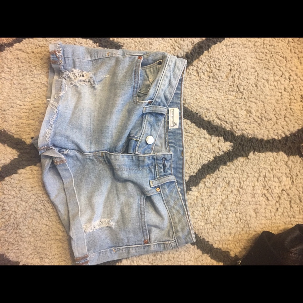 Gap destroyed shorts