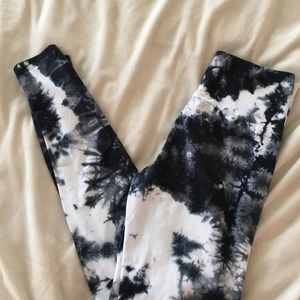 Live Love Dream tie dye leggings