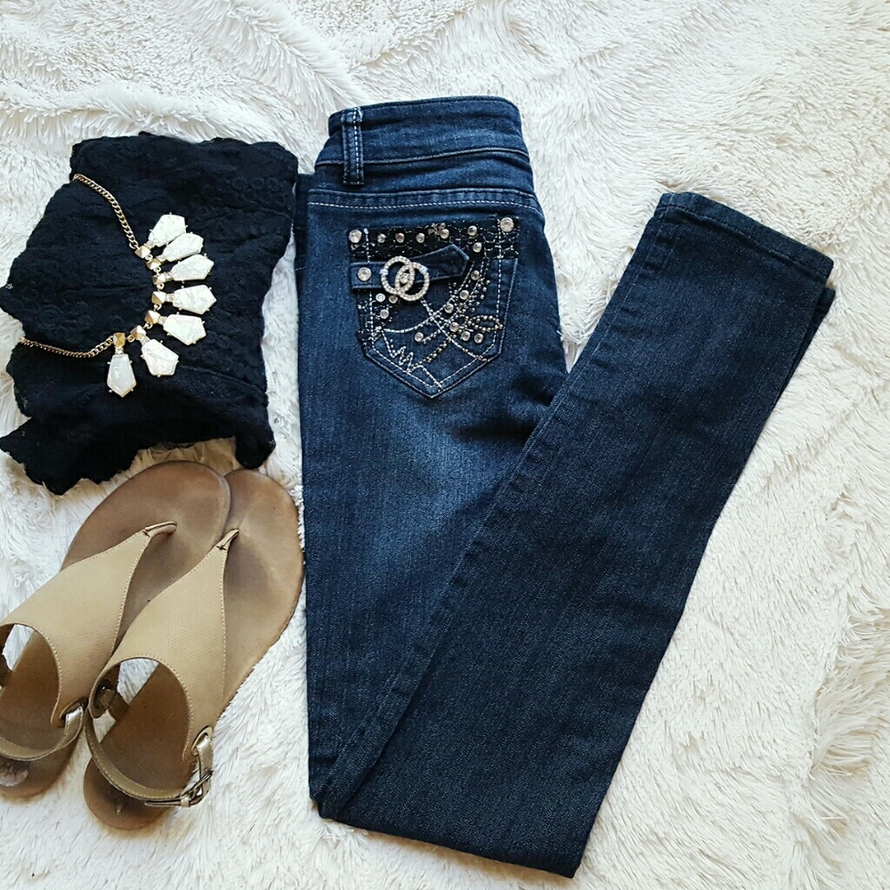 NWOT At Seven Jewels Embellished Skinny Jeans