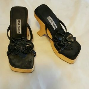 Steve Madden size 6 1/2 wedge shoes