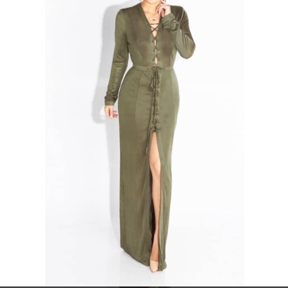 Laced Up Petite Maxi Dress L